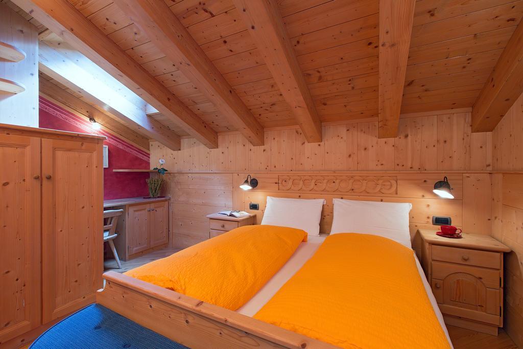 Art Apartments Kandinsky Livigno Exteriör bild